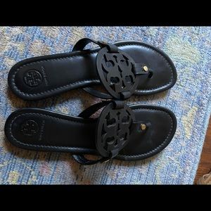 Tori Burch sandal size 9 matte finish